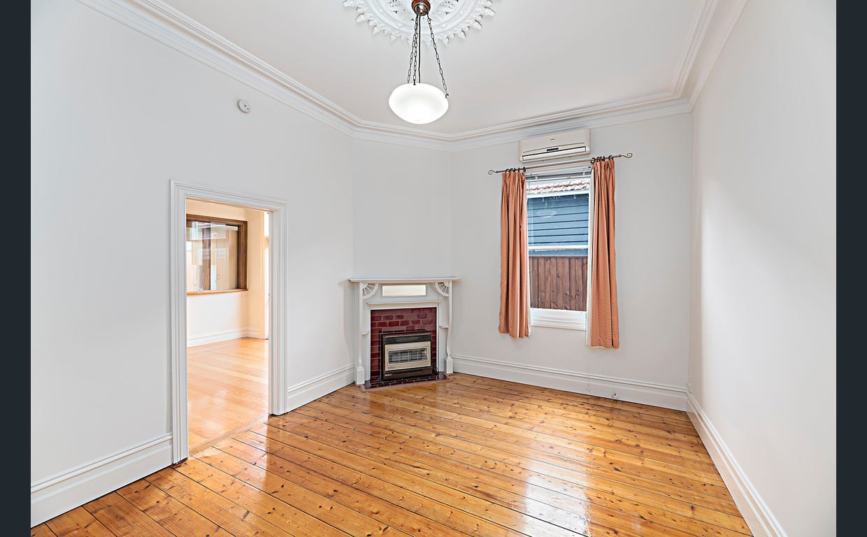 Vacant room before virtual staging for Mackay real estate