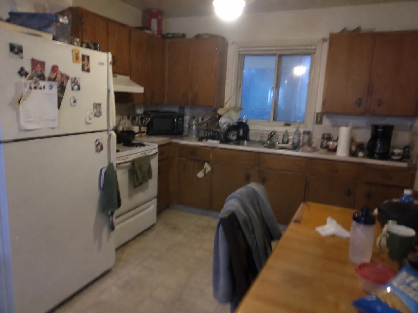 Vacant kitchen before Studio Leafi virtual staging